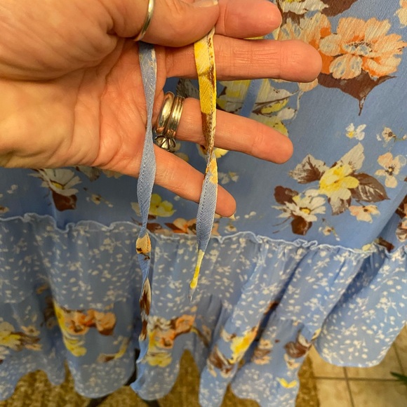 Cato Mixed Floral Print Patchwork Tiered Top Bell Sleeves 18/20W 18W 20 W - Picture 7 of 13